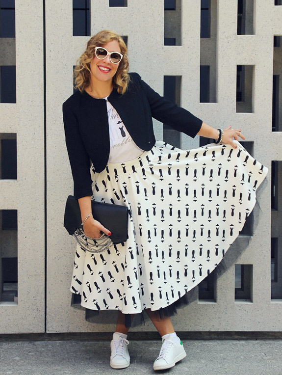 Street style outfit.