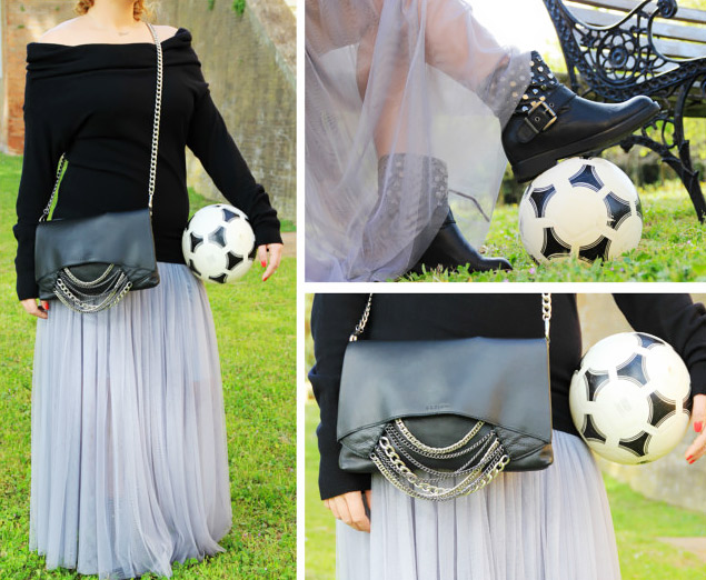 Un gonna lunga di tulle per giocare a calcio.
