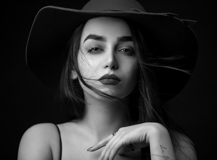 Il galateo della moda donna: le buone maniere degli accessori.