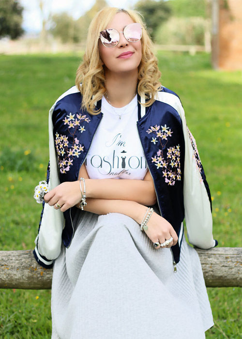 Donna curvy: come nascondere qualche kg di troppo.