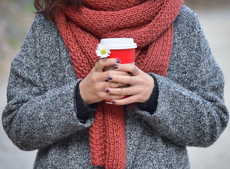 Migliori consigli e dritte su come proteggere la pelle dal freddo durante l'inverno.