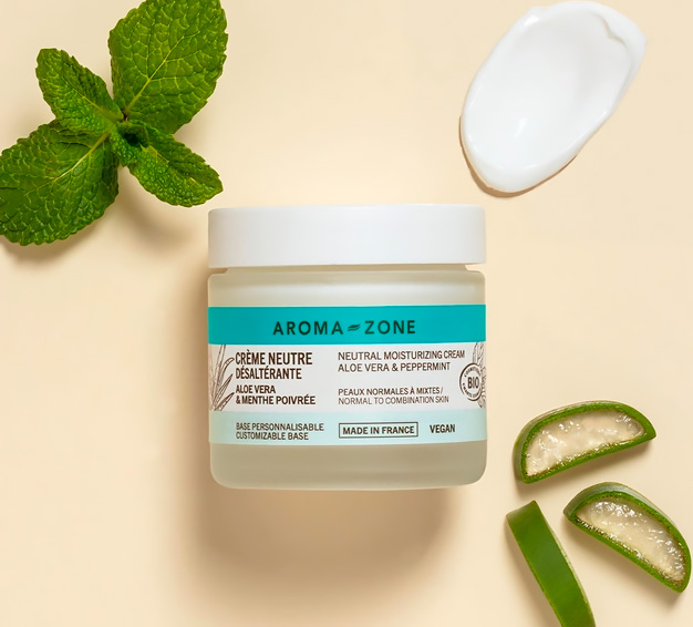 5 benefici per la pelle della crema all'aloe vera.