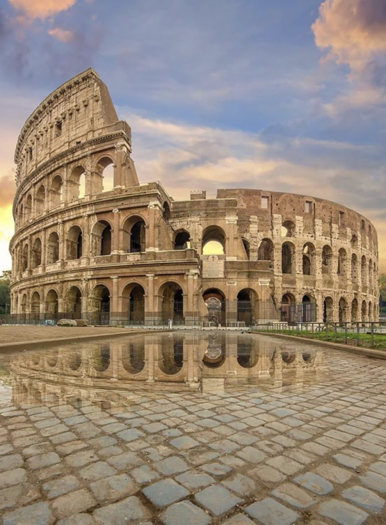 Il Colosseo a Roma è uno dei monumenti più visitati al mondo.
