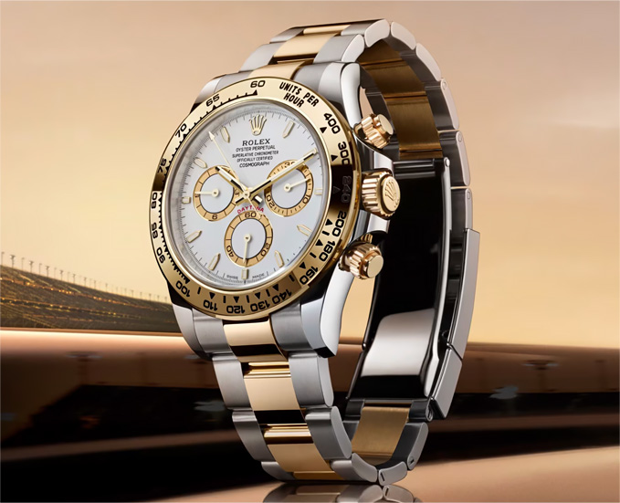 Scopri come riconoscere un Rolex originale da uno falso identificando in 10 step quali dettagli chiave osservare per evitare truffe.