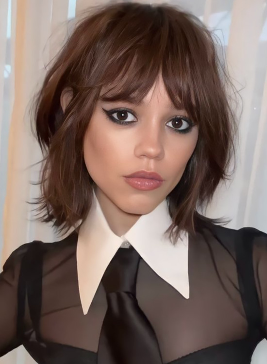 Il butterfly bob di Jenna Ortega.