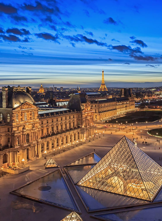 Museo del Louvre a Parigi.
