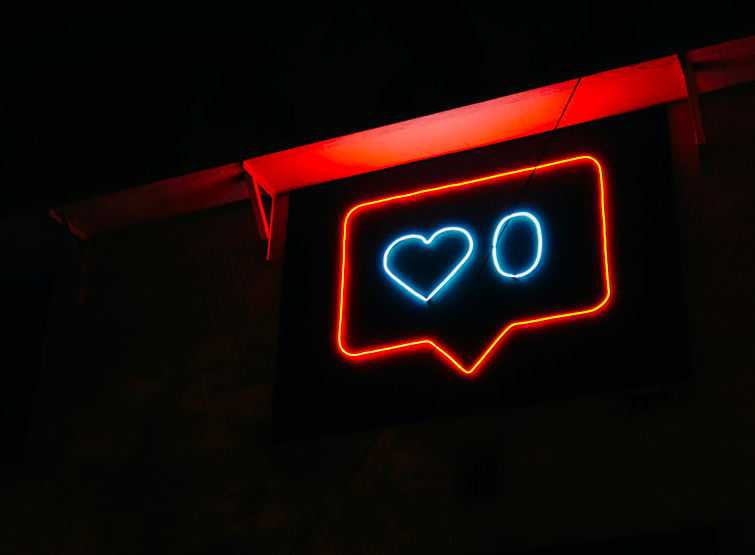 5 cose che odio dei social network Facebook, Instagram e TikTok: algoritmi frustranti, pubblicità invasive, falsi guru e molto altro.