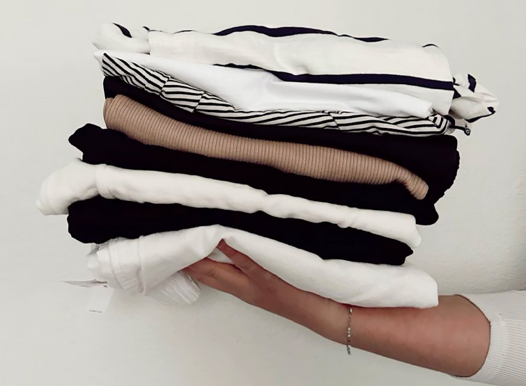 Come creare un guardaroba dallo stile minimal e chic.
